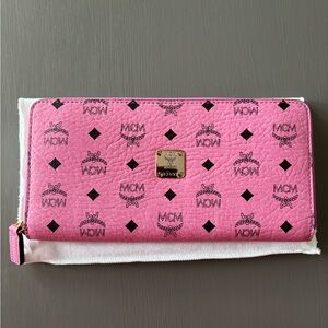 Price FIRM MCM Pink Visetos Zip Around Wristlet Wallet - 8x4